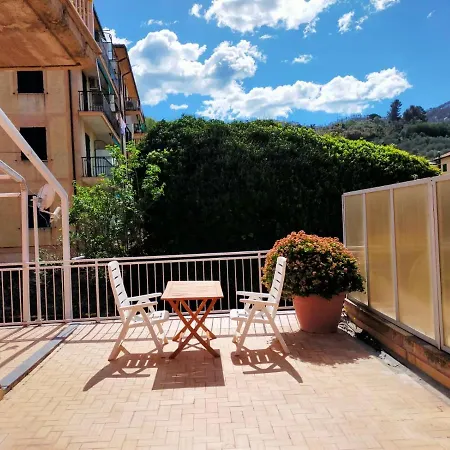 Molo Giano Lägenhet Levanto