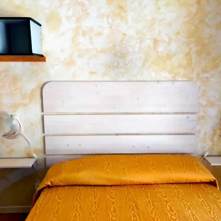 Molo Giano Леванто