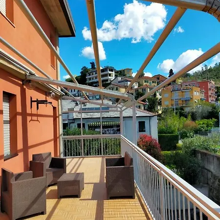 Апартаменты Molo Giano