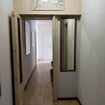 Апартаменты Molo Giano