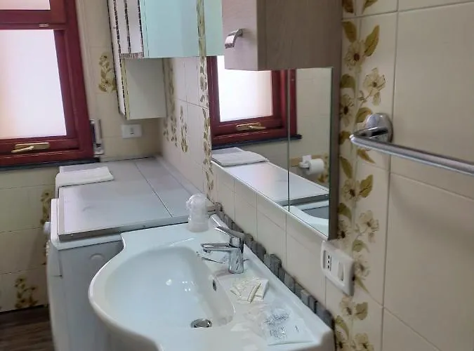 Molo Giano Apartman *